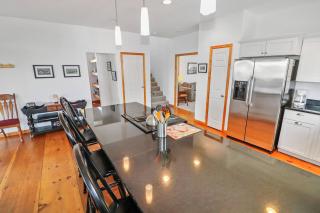 Herbie's Hideaway - Water views & Screened porch! - - 2