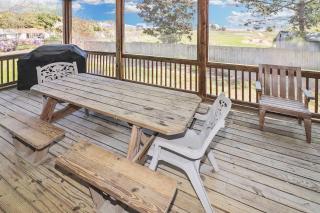 Herbie's Hideaway - Water views & Screened porch! -  - 1