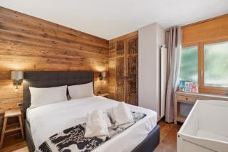 The B Side - Palm Springs by Mrs Miggins - Crans-Montana - 7