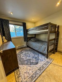 Cozy 1st-Floor Condo Walk to Ski Shuttle - 1