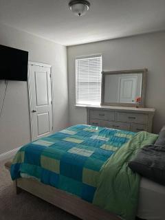 Spacious 4BR w Fireplace - Sleeps 8 - Bbq - Lake - Sunnyvale - 9
