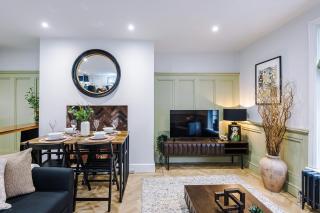 Stunning Central York Apartments - Sleep 18 - York - 2