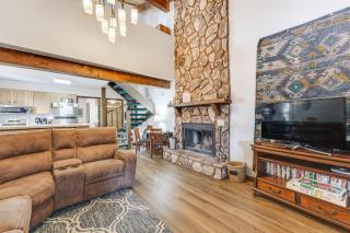 Angel Fire Condo Less Than half Mi to Resort and Bike Park! - Angel Fire - 5