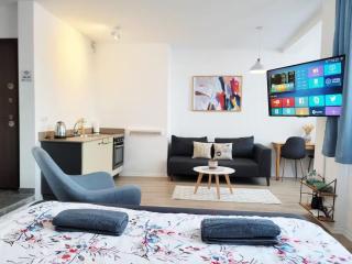 Central Studio Apartment - Pristina - 5