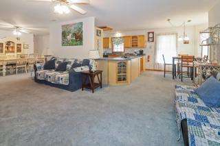 Horseshoe Hideaway - Cozy home with screened porches! - Birch Town - 4