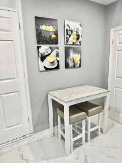 Island Haven Hideaway 1BR - 4