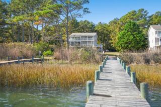 Island Sunrise - Pet friendly, waterfront duplex! - 9