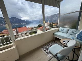 Apartment Prosperus with Sea View - Kotor - 9