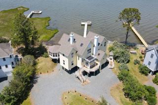 La Dolce Vita - Waterfront with boat dock! - 9