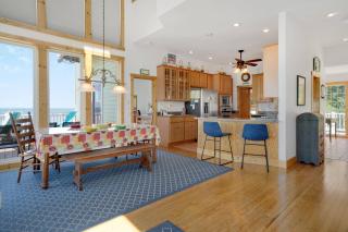 La Dolce Vita - Waterfront with boat dock! - 4