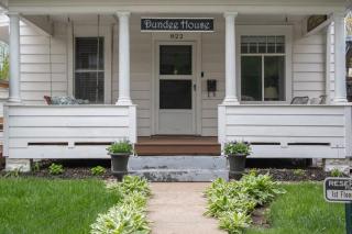 Private Hot Tub & Dundee Charm Close to Attractions - Omaha - 1