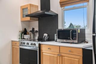 Cozy Dundee Loft Near Dining & City Attractions - Omaha - 8