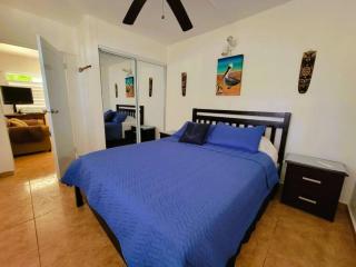 Unit facing Steps Beach and with close beach access - Rincon - 4