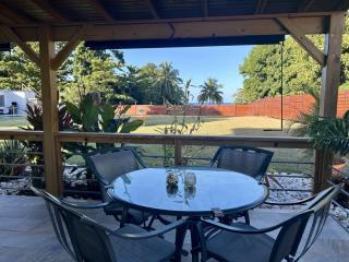 Unit facing Steps Beach and with close beach access - Rincon - 8