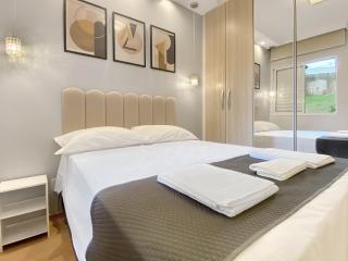 Pool 1 Suite 2 Bedrooms Modern Balcony - Carapicuíba - 1