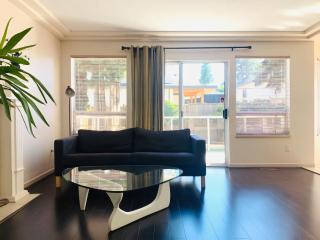 Happy House - Burnaby - 5