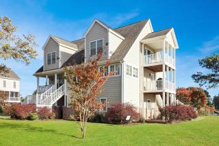 Mainstay - Outdoor shower & multiple balconies! - Deep Hole - 8