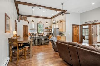 Secluded Mountain Retreat - 4