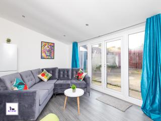 Alt-Stay Temple Newsam - 4 Bed - 10 Percent Off Monthly - Contractors, Insurance, Relocation - Long Stays Welcome - Leeds - 5