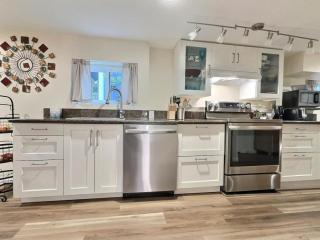 The Burke House on 19th - 2 bed 1 bath - Seattle - 6