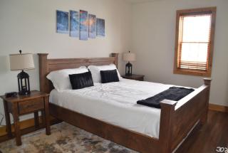 Luxury 2 Bedroom Lodge Unit 302 - 6