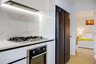 Spacious Modern Home near Airport and Manukau City - 2