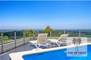 The Retreat Gold Coast Mansion Views Sleeps 25 - Tallai - 1
