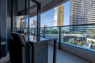 Oracle 2 - Central 2B in Broadbeach with Views - Gold Coast - 4