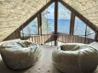 Lake Superior Retreat Private Wooded Haven with Panoramic Views - Hovland - 0