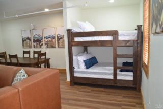 Luxury 1 Bedroom Lodge Unit 301 - 1