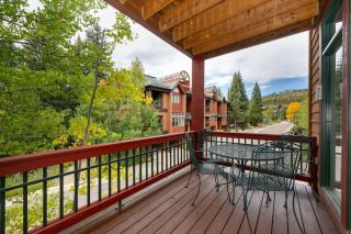 Luxe Home Minutes To Skiing Hot Tub - 1