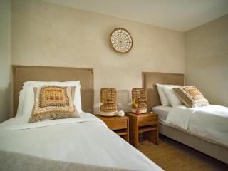 MAS CANERS - 2 Eco-Chic Lodges, Nature Spa & Biological Pool - 4