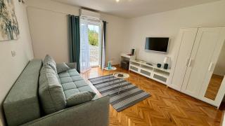 Apartmani Vela Makarska - Makarska - 1