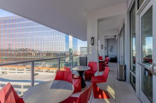 Skyline Views Near Downtown Free Parking- Apt 909 Nashville - Nashville - 1