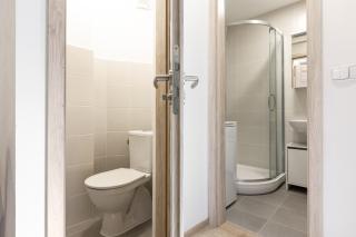 2 bedroom apartment with a terrace near the metro - Prague - 4