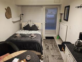 Apartment Sweet Dreams - 2