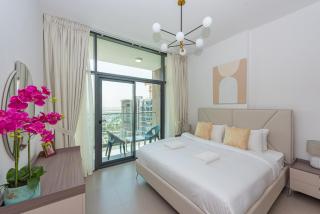 Vayk - Spacious 1BR Apartment in Dubai Hills - 0