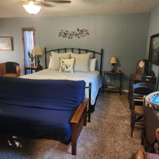 Sisters on sycamore B&B - 3