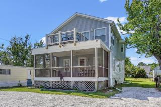 Olive Ponies - Upper level with water Views! - Birch Town - 9