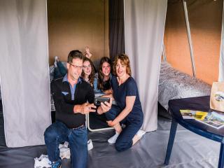 Nice tent lodge on a campsite - Opende - 5
