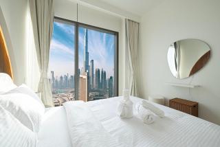 Luxury Stay Burj Views and Direct Dubai Mall Access - 4