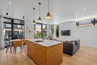 Explorers Rest - Wanaka Holiday Home - Wanaka - 2