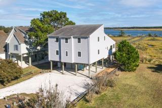 Return - Waterfront with boat dock! - - 7