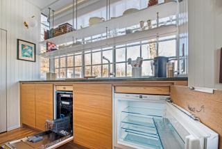 Renovated, Modern Downtown Loft - Provincetown - 5