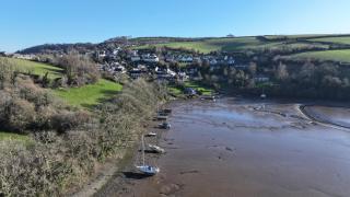 Water Edge Boathouse - On the River Dart - Dittisham - 6