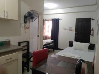 V.F. Riton Apartelle - Laoag - 7