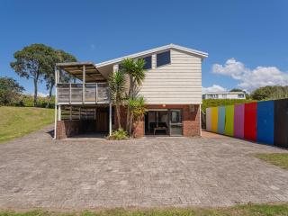 Seascape Beachfront C - Whangamata Holiday Unit - Whangamata - 8
