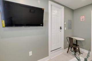 18 Mi to DC Upscale Apartment in Fort Washington! - 4