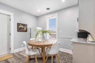 Studio Updated 1 Block to Downtown & Mins to Beach - Michigan City - 8