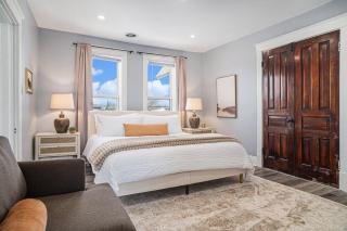 Studio Updated 1 Block to Downtown & Mins to Beach - Michigan City - 2